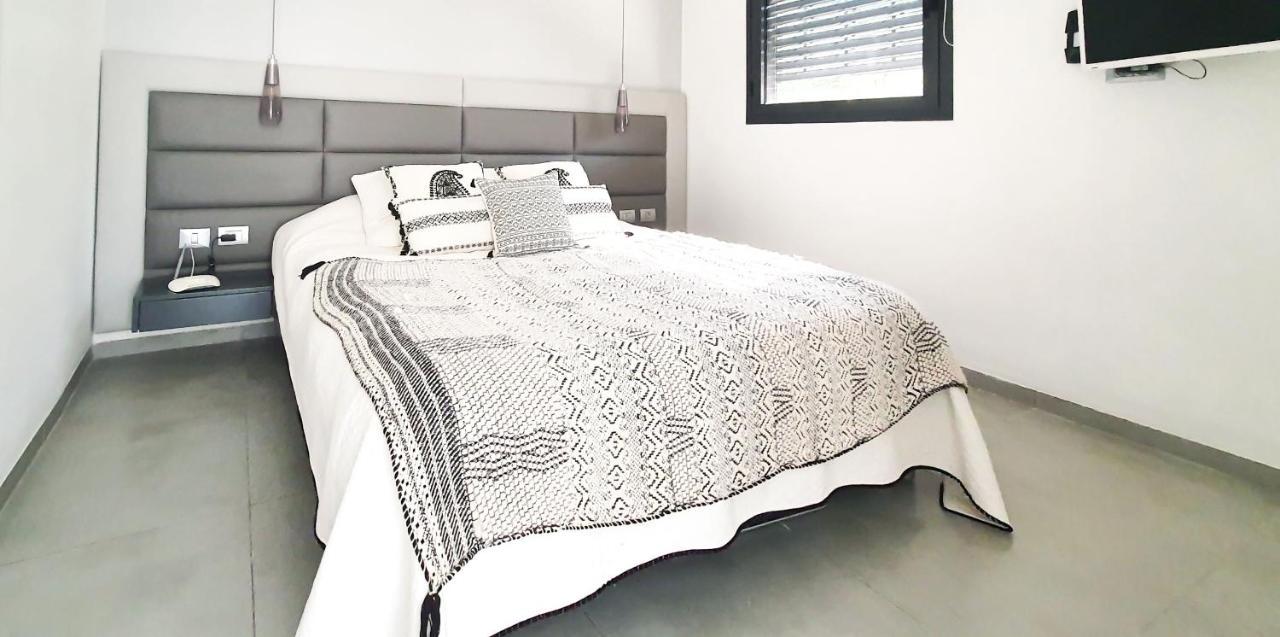 Bnbisrael Apartments - Rupin Ruby Tel Aviv Bagian luar foto